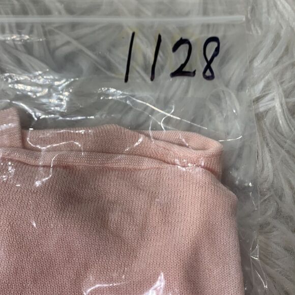Drape this soft and warm merino wool Open Cardigan by J. Crew in baby pink - Picture 11 of 12